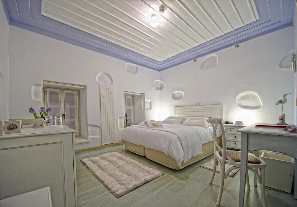 Orologopoulos Mansion Luxury Hotel 카스토리아 객실 사진